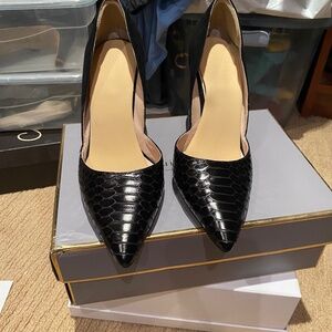 Black leather and kid suede hills